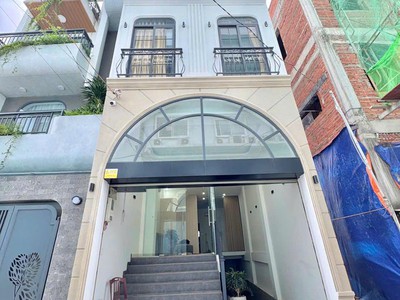 Mặt bằng trệt có phòng riêng ngay phạm văn đồng, kha vạn cân 0