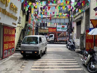 Bán gấp nhà cổ nhuế 43m2 - ô tô vào nhà, 5 tầng - hơn 10 tỷ cực hiếm 0
