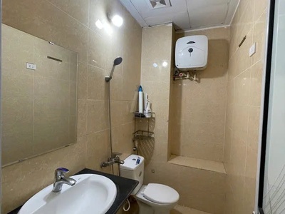 Nhà mở đủ nội thất ở luôn thạch cầu 35m2 x 3 tầng ,5.85 tỷ long biên. 2