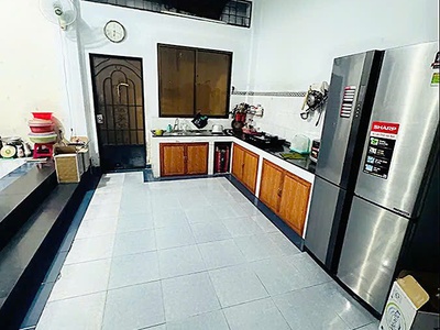 Bán nhà 3 tầng, hxt thông, ngang 7.5 đẹp, vài bước ra mặt tiền bế văn đàn 2