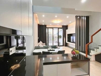 Cần bán biệt thự 3 tầng mới 100   hòa minh 29   108m    giá chỉ 7.2 tỷ 2