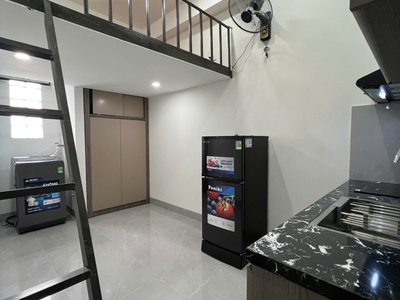 Chính chủ cho thuê MBKD mặt hồ hoàng càu 5357