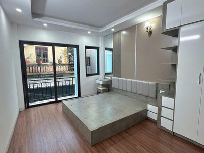 Tư đình long biên - hàng xóm aeon mall - nhà cực đẹp - chỉ 6.2 tỷ 2