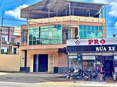 Bán nhà 3 mặt tiền lô góc số 01 Nguyễn Công Trứ Đà lạt. 0