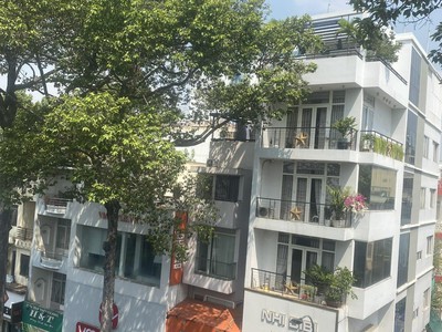 Quận 555 mặt tiền 2 chiều kd sầm uất nguyễn trãi -80m-5tầng hđt 80tr/th vuông a4 0