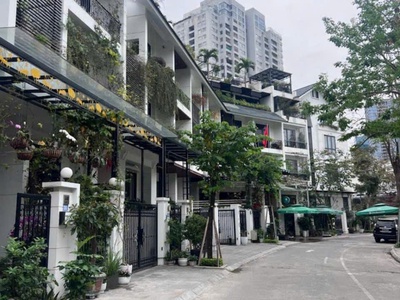 Chính chủ cho thuê MBKD mặt hồ hoàng càu 5942