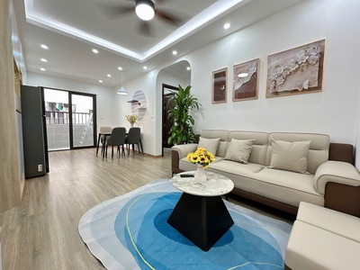 Chính chủ cho thuê MBKD mặt hồ hoàng càu 6048