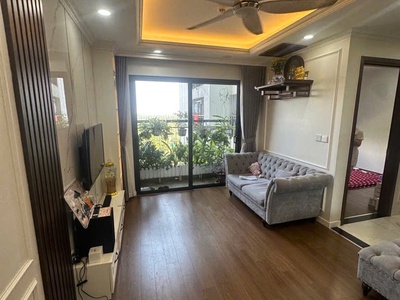 Chính chủ cho thuê MBKD mặt hồ hoàng càu 5895