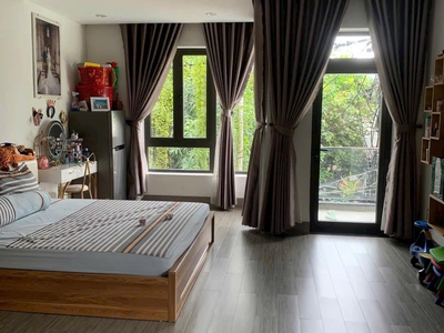 Bán nhà  4 tầng 3 mặt kiệt đường 2/9 , quận hải châu, đà nẵng. 0