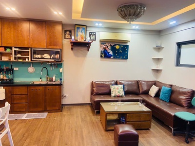 Chính chủ cho thuê MBKD mặt hồ hoàng càu 5851