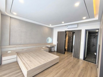 Bán nhà mới xây   6 tầng thang máy   phố trạm, long biên   giá chỉ 10 tỷ 3