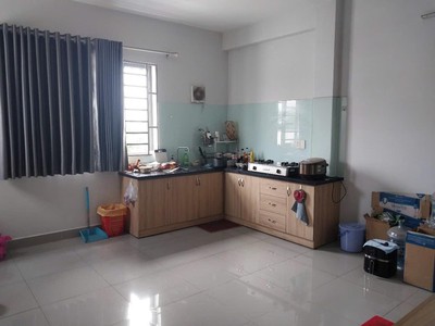Chính chủ cho thuê MBKD mặt hồ hoàng càu 5806