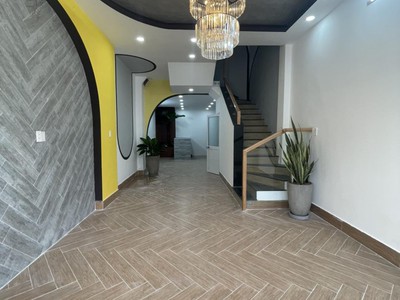 Chính chủ cho thuê MBKD mặt hồ hoàng càu 5746