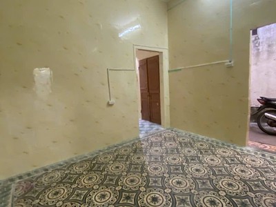 Chính chủ cho thuê nhà cấp 4 tại nguyễn văn cừ - long biên   giá cực tốt chỉ 6 triệu/tháng 1