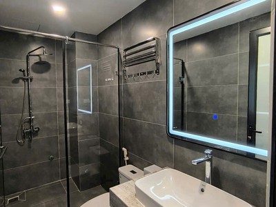 Bán nhà mới xây   6 tầng thang máy   phố trạm, long biên   giá chỉ 10 tỷ 4