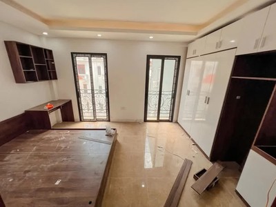 Chính chủ cho thuê MBKD mặt hồ hoàng càu 5838