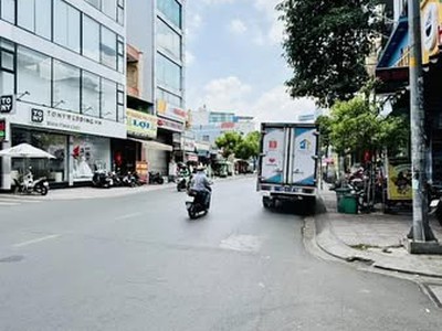 Nhà mặt tiền đẹp vườn lài   diện tích 72m  sổ vuông    giá mềm 9.x tỷ 1