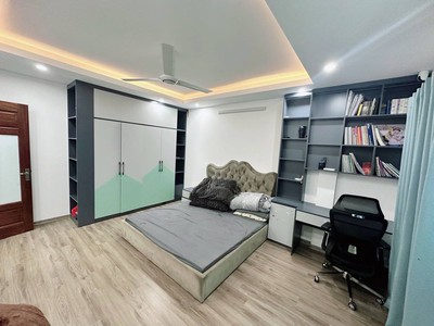 Bán nhà tây hồ   60m  x 5 tầng   ô tô vào nhà   20.5 tỷ 2