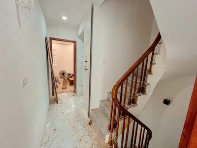 Chính chủ cho thuê MBKD mặt hồ hoàng càu 5839