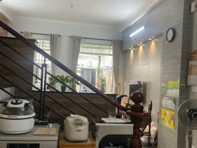 Bán nhà 72m , 4 tầng, 4pn, linh trung, thủ đức, 7.35  tỷ 1
