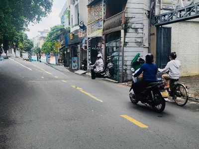 Mặt tiền nguyễn trọng tuyển   4 tầng   kinh doanh đỉnh   vị trí siêu hiếm. 1