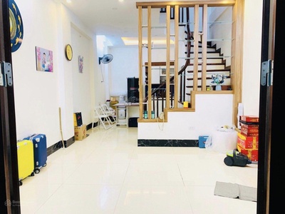 Chính chủ cho thuê MBKD mặt hồ hoàng càu 5741
