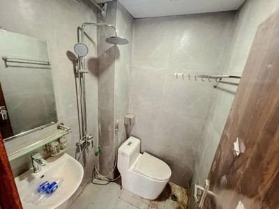 Chính chủ cho thuê MBKD mặt hồ hoàng càu 5841