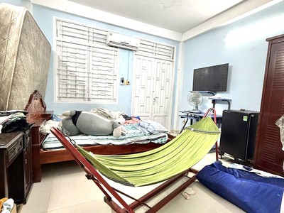 Chỉ 5.15 tỷ tl  nguyễn thái sơn   3 tầng   có phòng ngủ trệt   gần cv gia định 3
