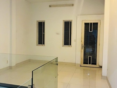 Bán nhà mặt tiền đường bàu cát 2   p12, tân bình  4 18  4 lầu chỉ 15 tỷ 0