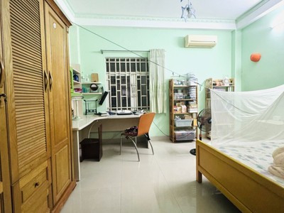 Mặt tiền đầm rong 2 gần chợ đống đa, 85m2, 3.5 tầng cực chất, 7.x tỷ 3