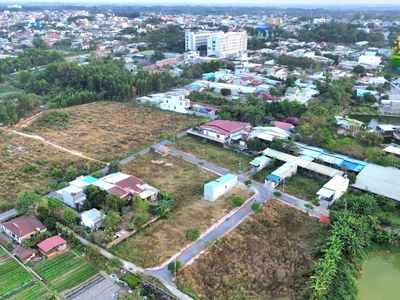 Chính chủ cho thuê MBKD mặt hồ hoàng càu 6140