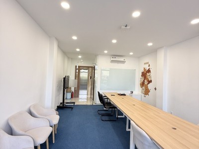 Bán nhà mặt tiền trung tâm quận 1, 66m2  4.5x15  5 tầng, dòng tiền 90tr/tháng. hiện 26 tỷ 3