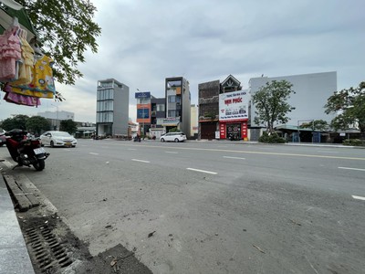 Chính chủ cho thuê MBKD mặt hồ hoàng càu 5952