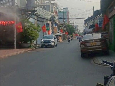 Bán nhà nát mặt tiền kd ngang 8,4m  -tân chánh hiệp 35- p.tân chánh hiệp - quận 12 - diện tích 1