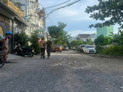 Chính chủ cho thuê MBKD mặt hồ hoàng càu 6259