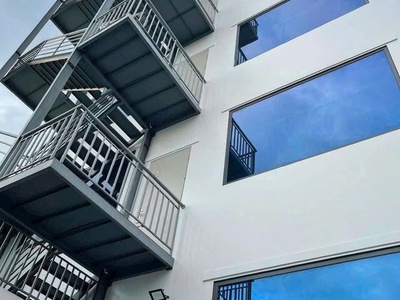 Chính chủ cho thuê MBKD mặt hồ hoàng càu 5789