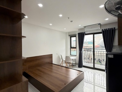 Chính chủ cho thuê MBKD mặt hồ hoàng càu 5411
