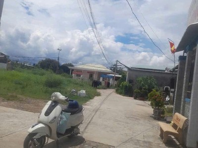 Chính chủ cho thuê MBKD mặt hồ hoàng càu 5589