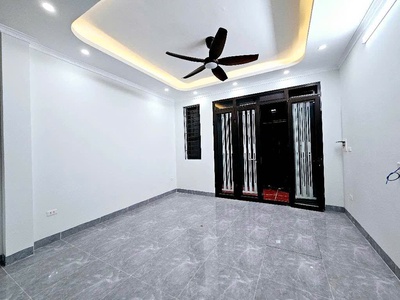 Nhà hồ tùng mậu   36m x 5 tầng   gần đh thương mại   7.3 tỷ 0