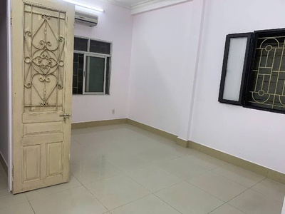 Bán nhà dân xây -phố hào nam, 20m ra phố, 4tầng x 33m2, giá chỉ 7.5 tỷ 1