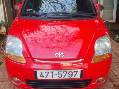 Chevrolet Spark đời 2008, màu đỏ nổi bật 3