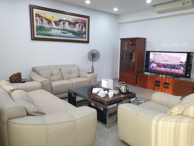  nhà 55m2   3 tầng   gần đại học ngoại thương   hẻm thông   6.x tỷ  0