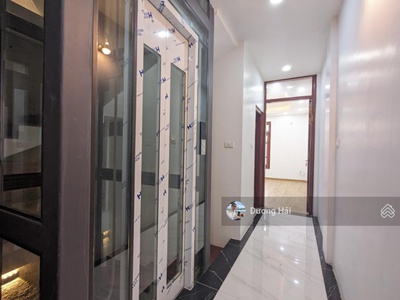 Bán nhà mặt phố quận cầu giấy 190m2 - 9 tầng - thang máy dòng tiền ổn định 2tỷ6/năm hai thoáng 2