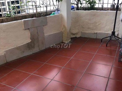 Chính chủ cho thuê cả nhà 5 tầng  ưu tiên gia đình  số 11 ngách 138/58 đường tân triều, triều khúc, 1