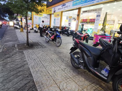 Bán nhà mặt tiền 20x21m giá 30 tỷ đường lê văn khương 0