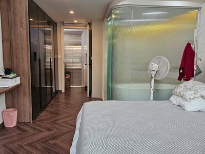 Địa chỉ: 282.15 lạc long quân, quận tây hồ, hà nội 4