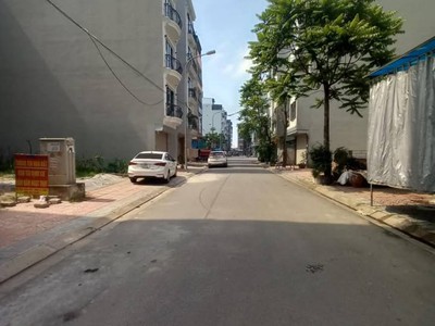  đất tđc - ngọc thụy 90m- giá nhỉnh 23đ - 2 thoáng- đường xe container tránh. 0