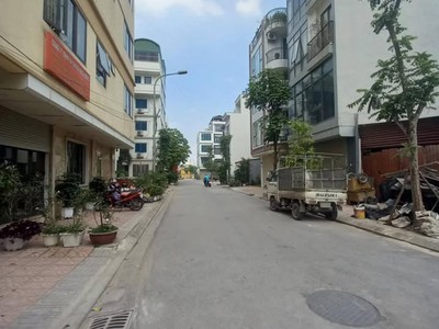  đất tđc - ngọc thụy 90m- giá nhỉnh 23đ - 2 thoáng- đường xe container tránh. 2