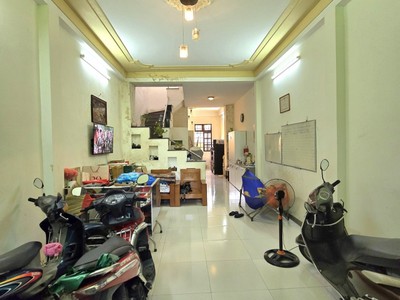 Bán nhà 72m2, 2pn, 2wc, q.9, 5.15  tỷ, sổ hồng 2