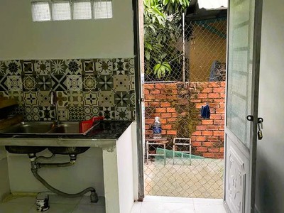 Cho thuê nhà nguyên căn hẻm xe hơi đường linh đông, gần chợ thủ đức 1